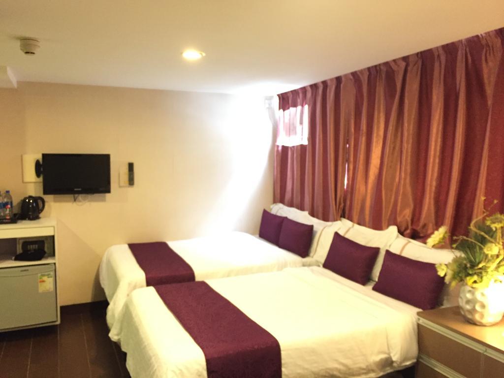 California Hotel Гонконг Экстерьер фото
