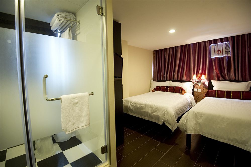 California Hotel Гонконг Экстерьер фото