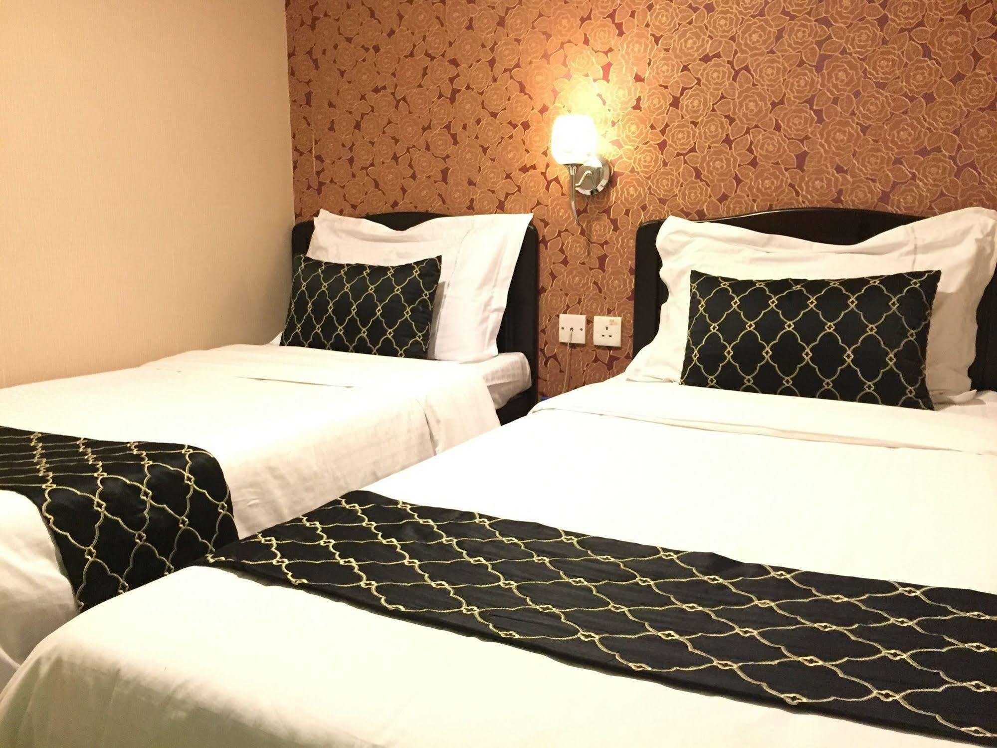 California Hotel Гонконг Экстерьер фото