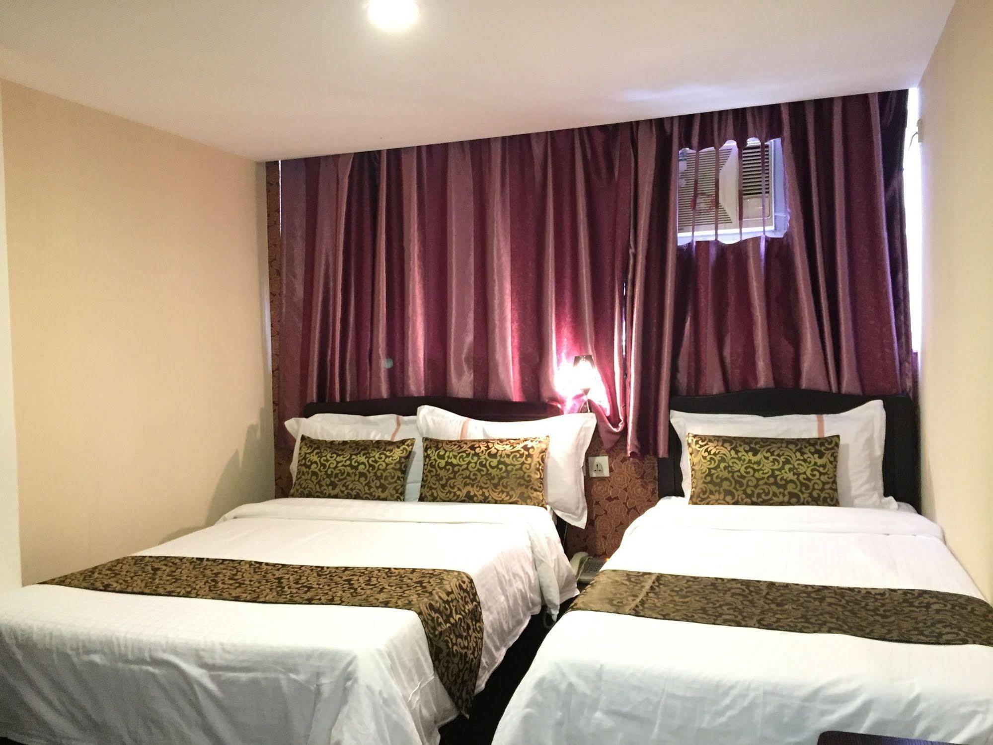 California Hotel Гонконг Экстерьер фото